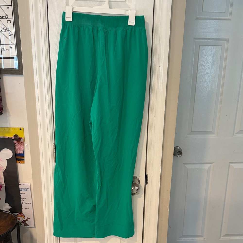 lululemon athletica Wide Leg Pants in Teal Green